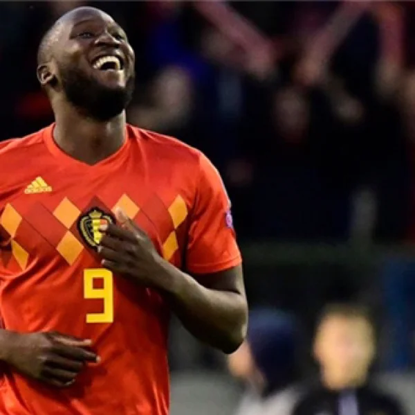 西班牙主帅谈欧预赛失利球队需全面检讨