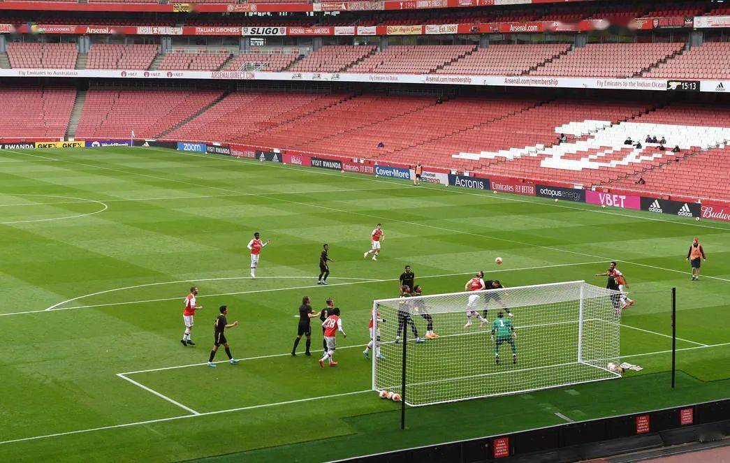 中场休息后,比赛形势大逆转 中场休息后,比赛形势大逆转