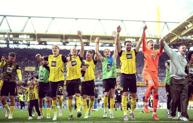 关于多特蒙德主场取得胜利，奠定欧冠资格竞争优势的信息