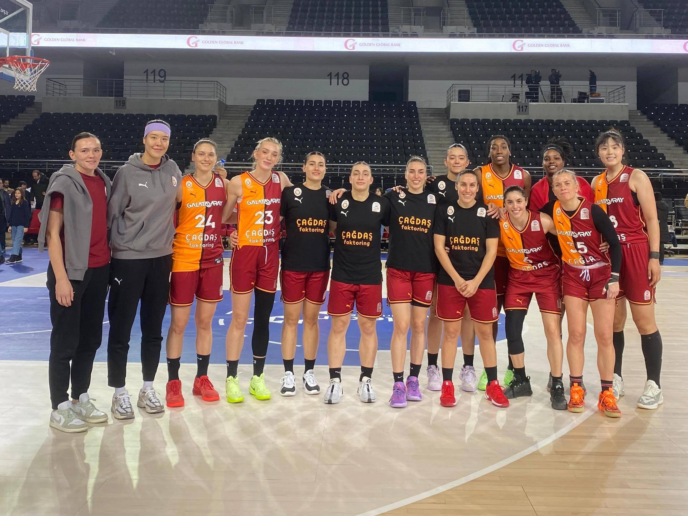 欧洲豪门球队的团队精神备受赞誉,实力强大 欧洲豪门球队的团队精神备受赞誉,实力强大