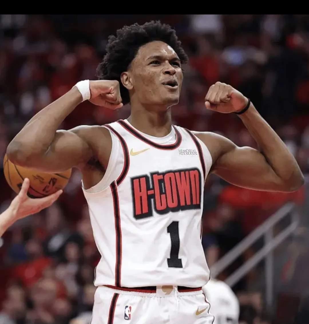 灰熊客场逆转凯尔特人，取得关键胜利