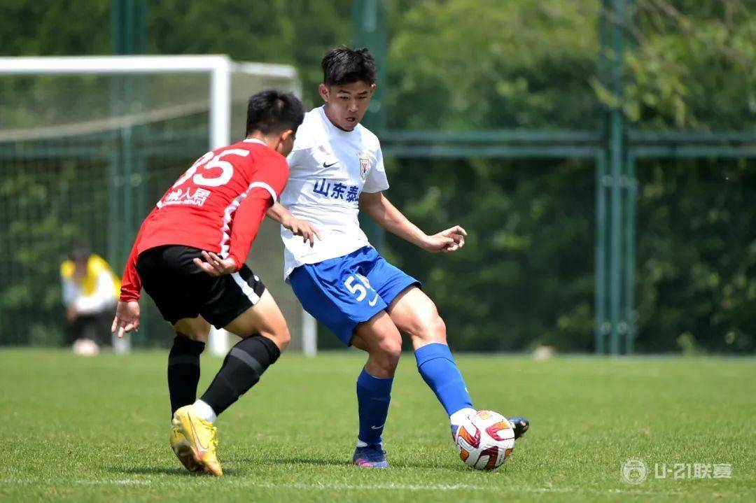 湖南金德连胜横扫对手,领跑积分榜 湖南金德连胜横扫对手,领跑积分榜