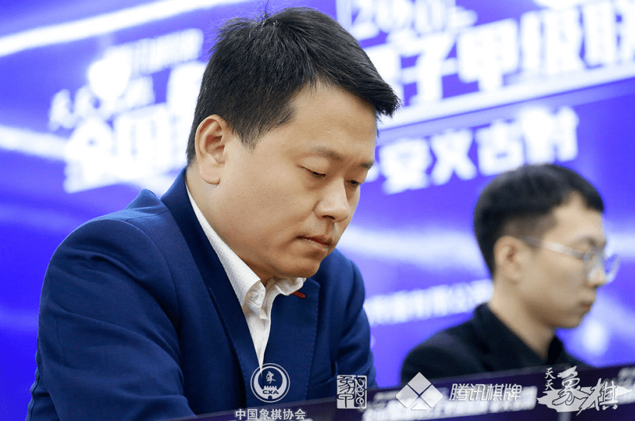 湖南金德连胜横扫对手,领跑积分榜 湖南金德连胜横扫对手,领跑积分榜