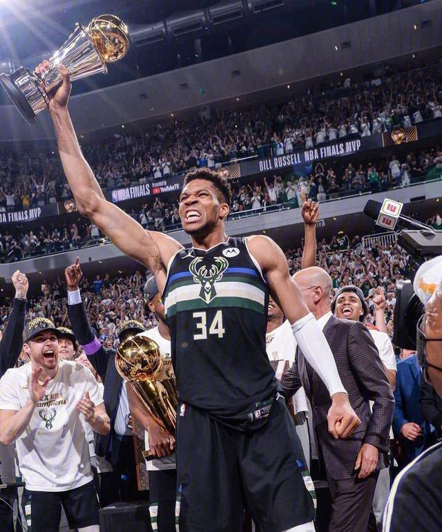 雄鹿完胜76人,东部决赛一路领先 雄鹿完胜76人,东部决赛一路领先