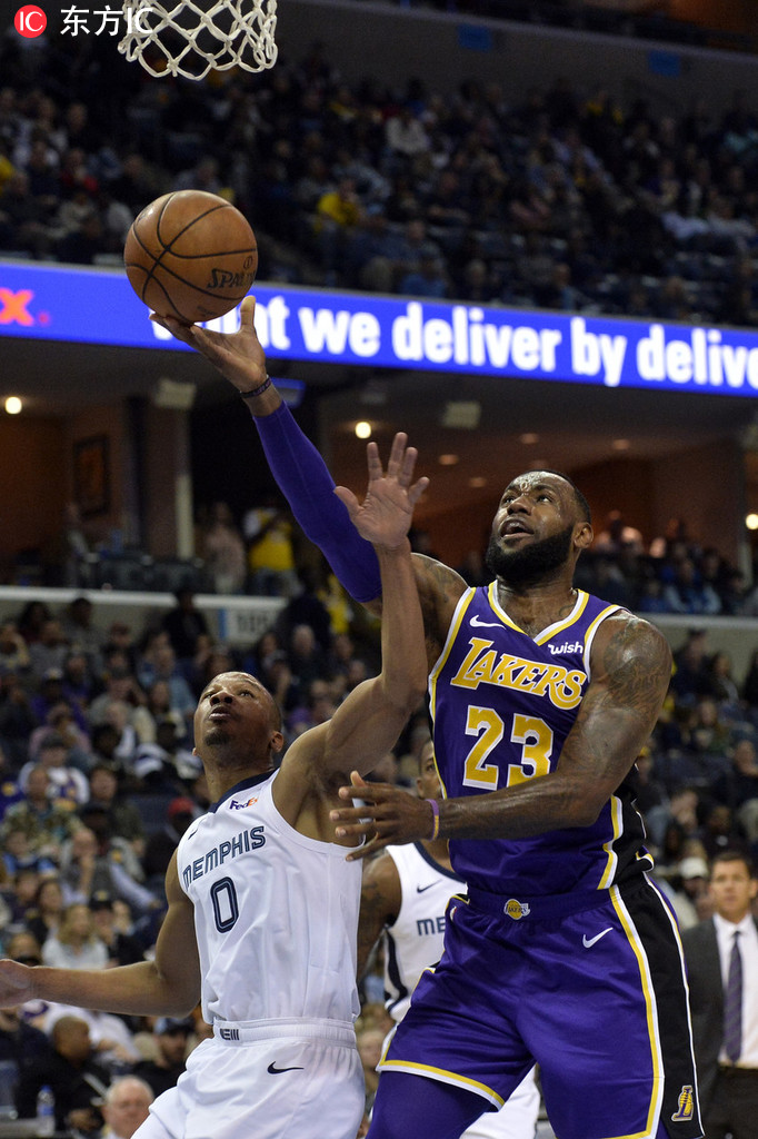 维沙尔30分，灰熊客场惜败湖人