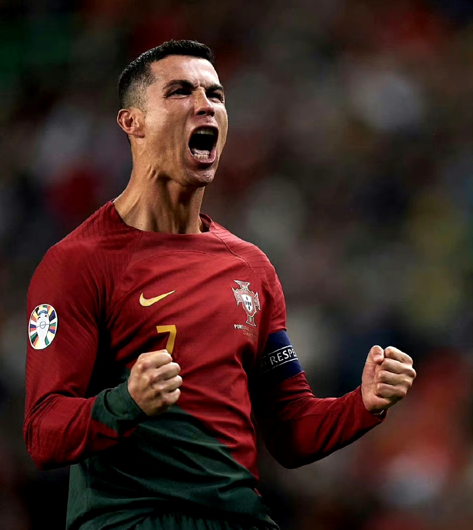 欧洲杯：葡萄牙队击败匈牙利队，梅开二度！的简单介绍