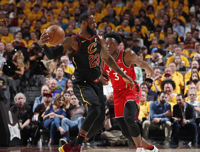 包含猛龙惨败骑士，凯尔·洛瓦尔全场最高25分的词条