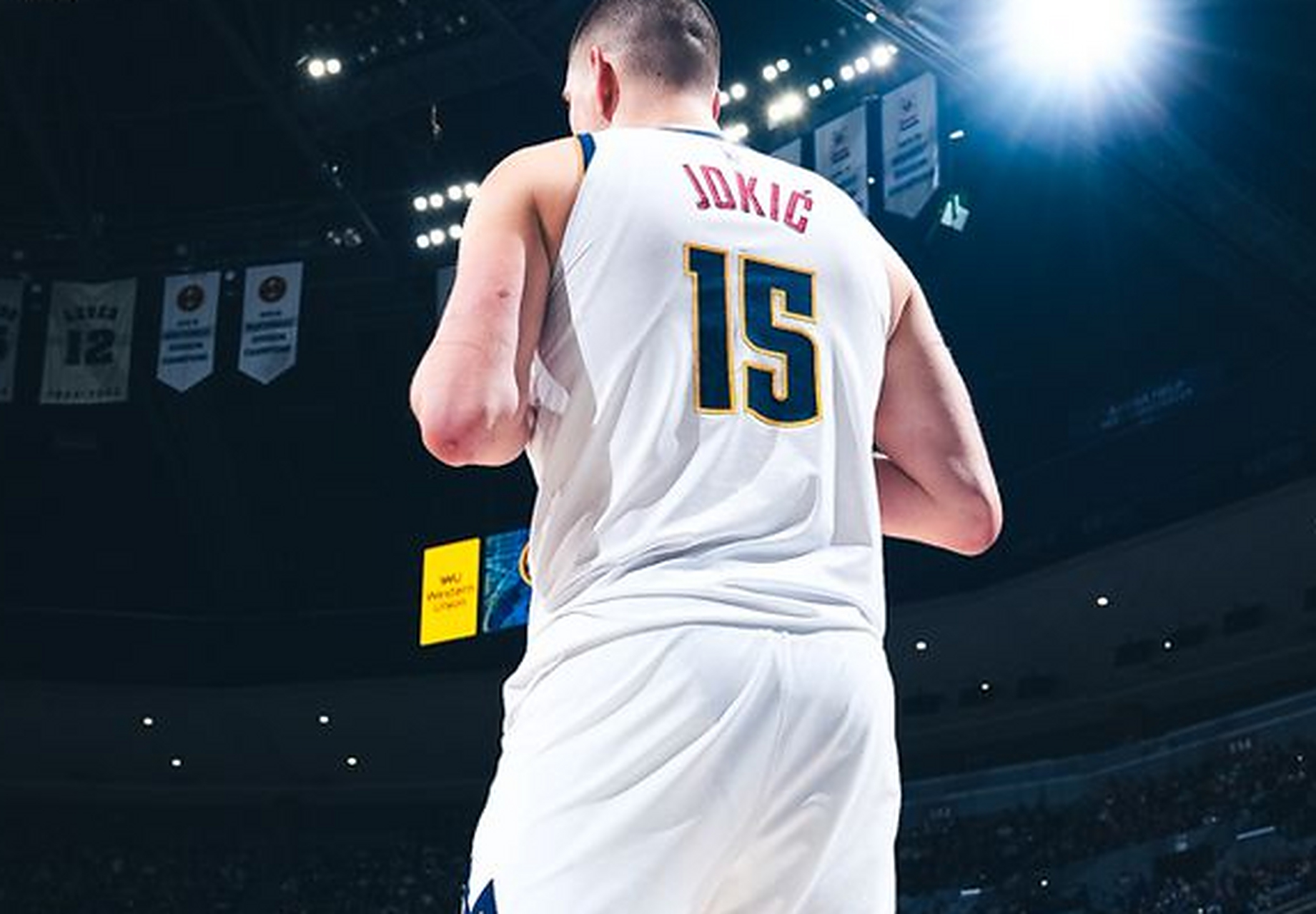 公牛惊险战胜国王，取得四连胜