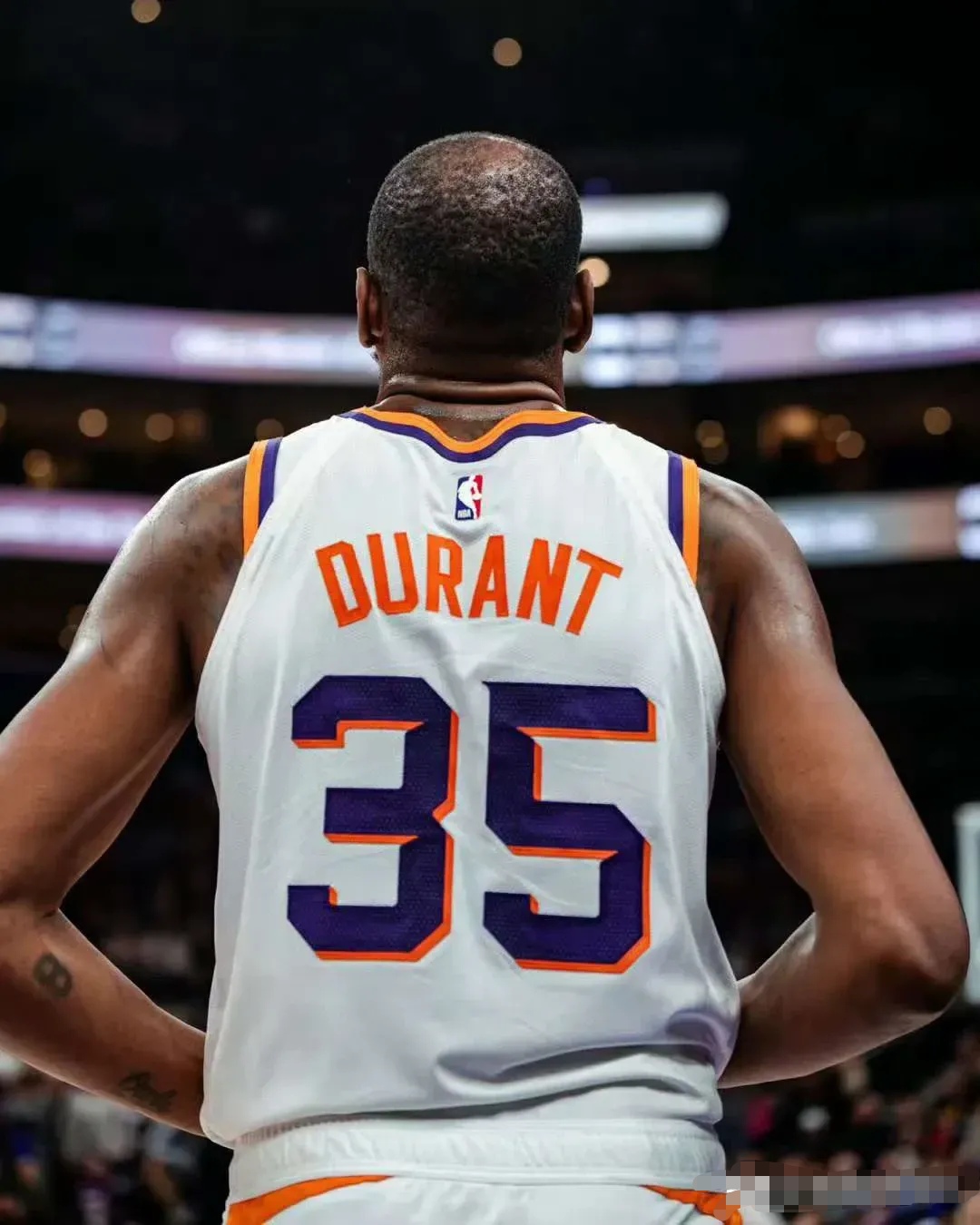 太阳轻取活塞,布克连得超20分的简单介绍 太阳轻取活塞,布克连得超20分的简单介绍