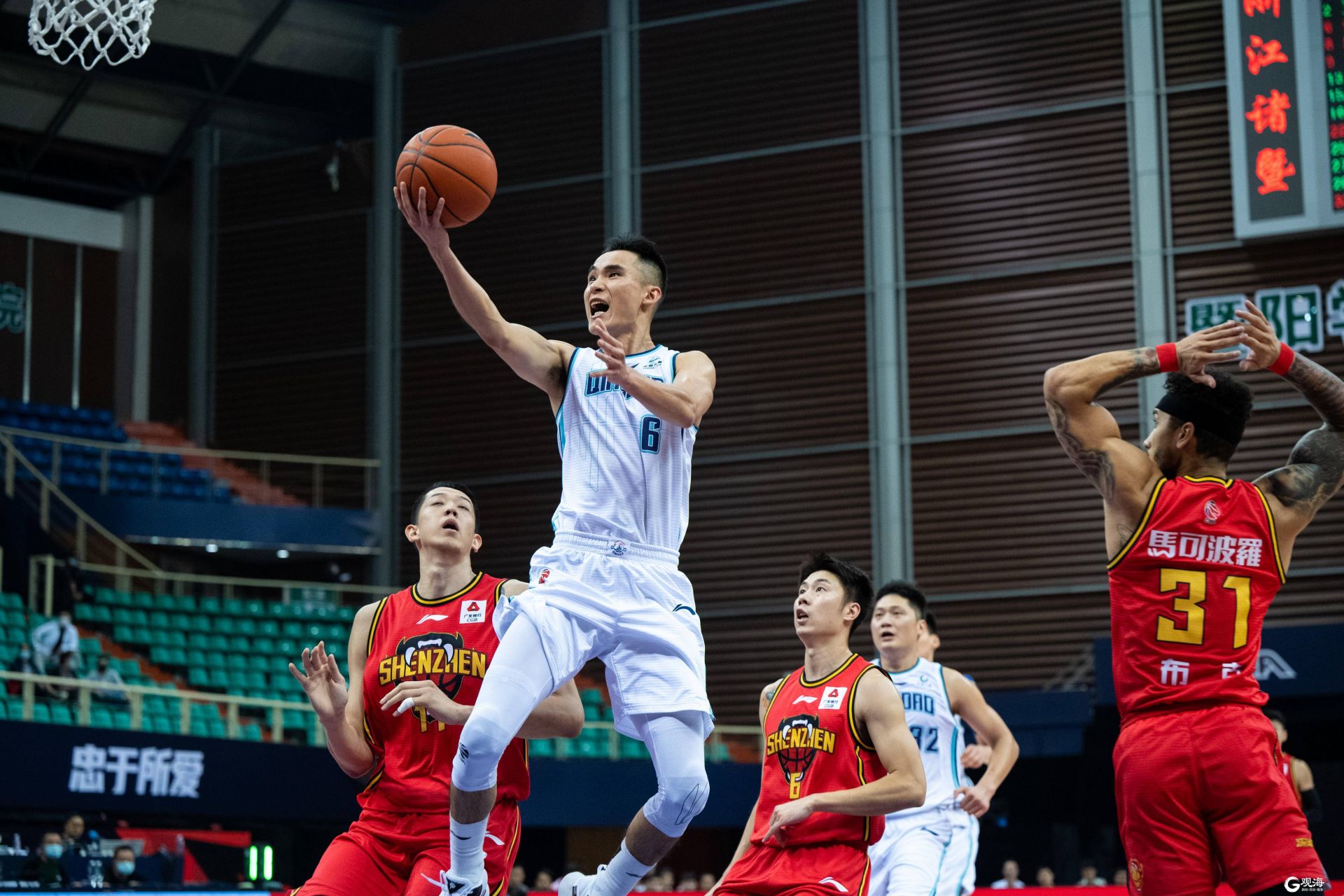 广东队再胜深圳队夺得新年首战胜利 广东队再胜深圳队夺得新年首战胜利